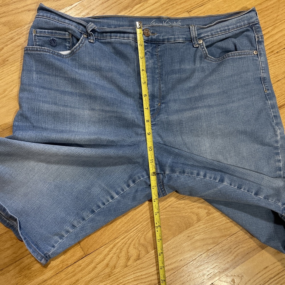 2 pair Gloria Vanderbilt Amanda Bermuda Denim Jean Shorts size 18 - Picture 14 of 14